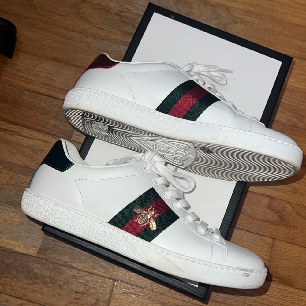 Gucci Bee Sneakers (authentic)